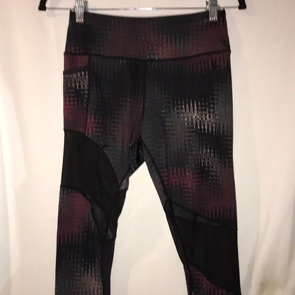TLF Apparel Women's Multicolor Mesh Long Length Athletic Leggings Size Small